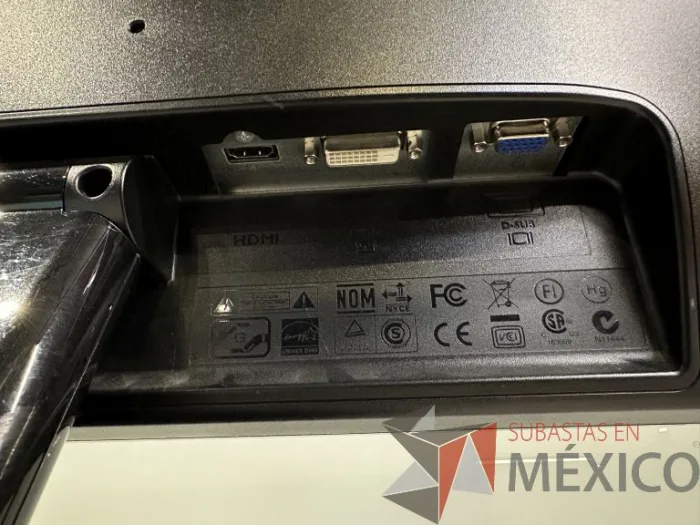 Lote 030 - Monitor de 24".   Modelo: ET-0027-B - Imagen 10