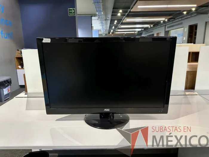 Lote 031 - Monitor de 27".   Modelo: e2752V