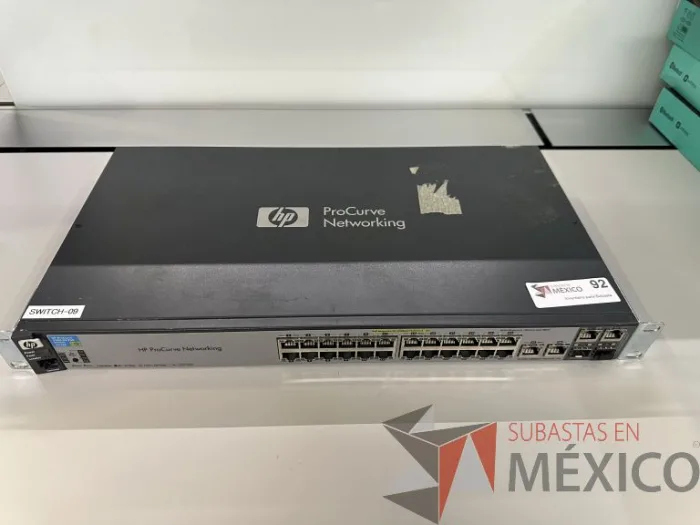 Lote 032 - HP ProCurve Networking 2520-24-PoE Switch (J9138A) - Imagen 2