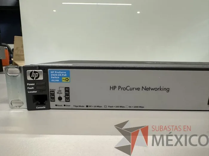 Lote 032 - HP ProCurve Networking 2520-24-PoE Switch (J9138A) - Imagen 4