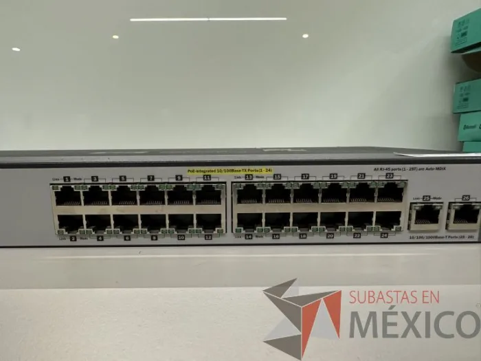 Lote 032 - HP ProCurve Networking 2520-24-PoE Switch (J9138A) - Imagen 5