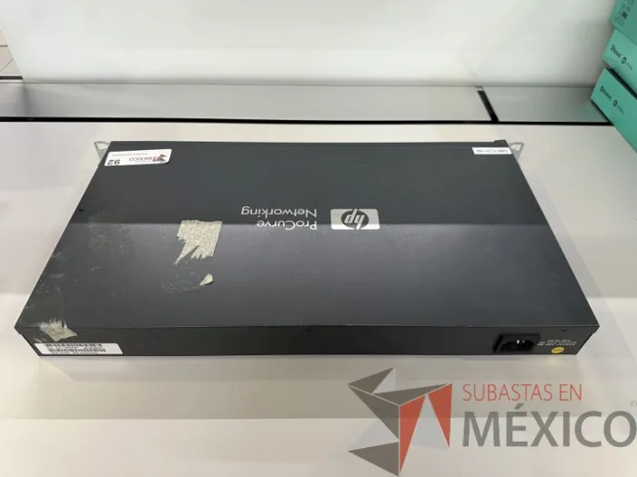Lote 032 - HP ProCurve Networking 2520-24-PoE Switch (J9138A) - Imagen 8