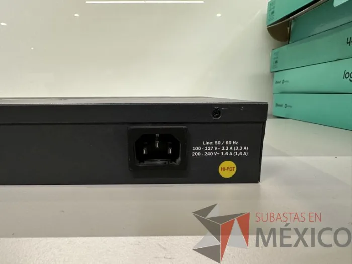 Lote 032 - HP ProCurve Networking 2520-24-PoE Switch (J9138A) - Imagen 9