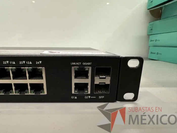 Lote 017 - 2 Switch CISCO SF200-24P de 24 puertos, marca CISCO - Imagen 3