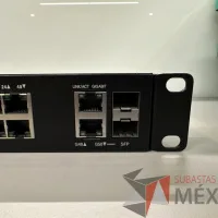 Lote 022 - Switch CISCO SG200-50 de 50 puertos - Imagen 4