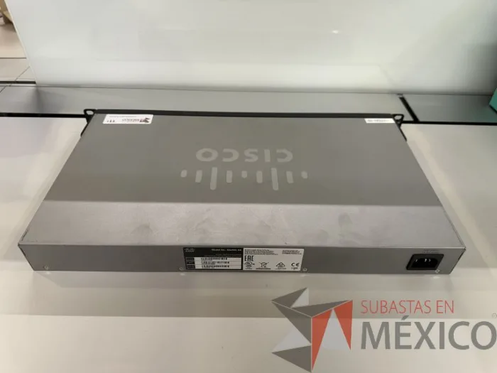 Lote 022 - Switch CISCO SG200-50 de 50 puertos