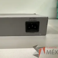 Lote 022 - Switch CISCO SG200-50 de 50 puertos - Imagen 10