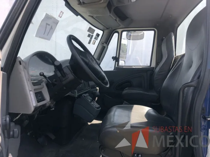 Lote 008 - International 7400 SBA 6X4, Año 2019 - Imagen 9