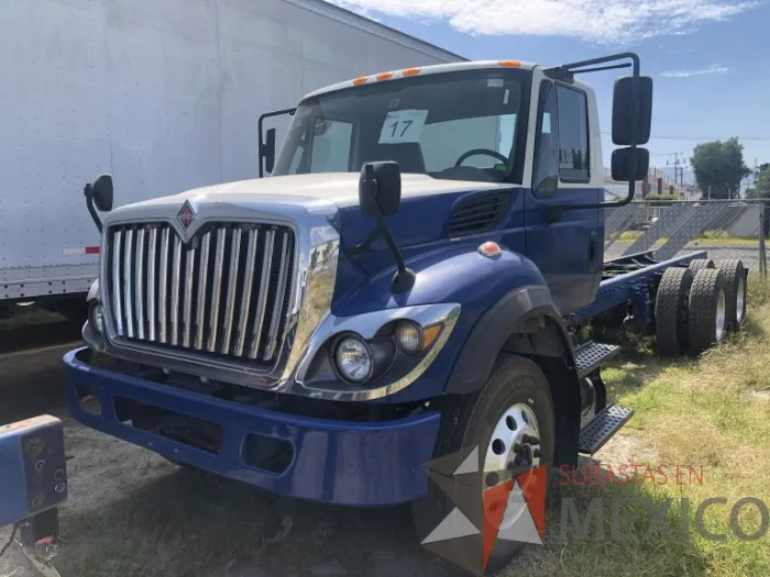 Lote 008 - International 7400 SBA 6X4, Año 2019