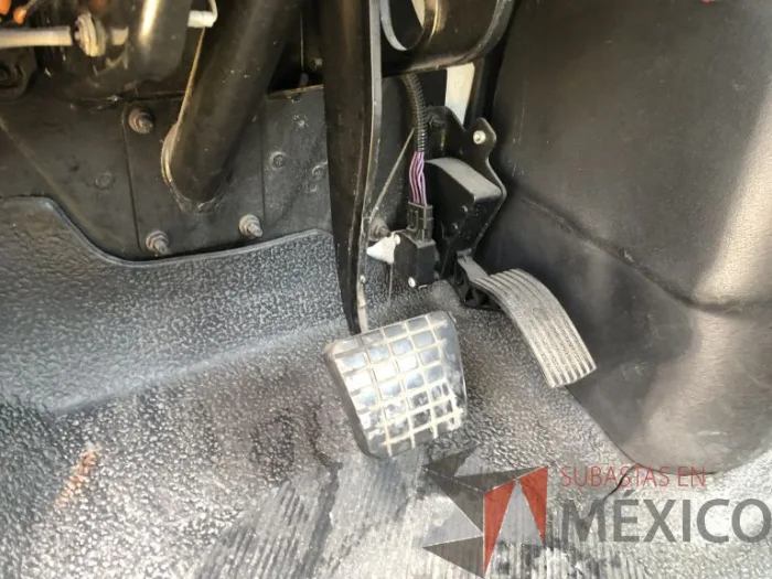 Lote 002 - International 7400 SBA 6X4, Año 2019 - Imagen 7
