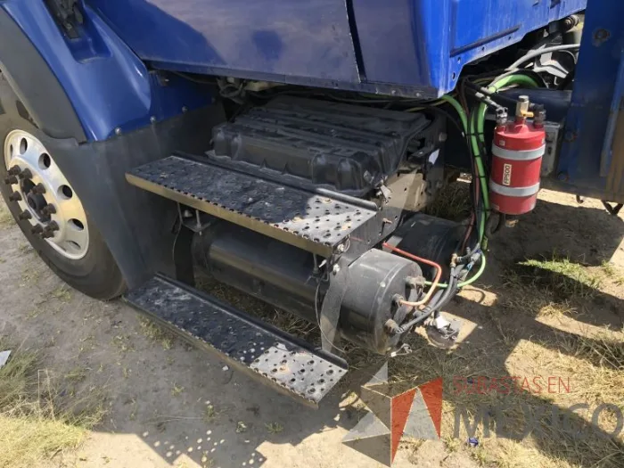 Lote 002 - International 7400 SBA 6X4, Año 2019 - Imagen 31
