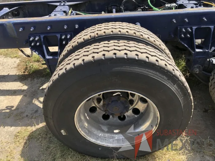 Lote 002 - International 7400 SBA 6X4, Año 2019 - Imagen 36