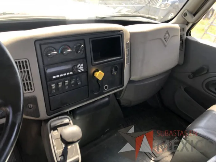 Lote 005 - International 7400 SBA 6X4, Año 2019 - Imagen 3