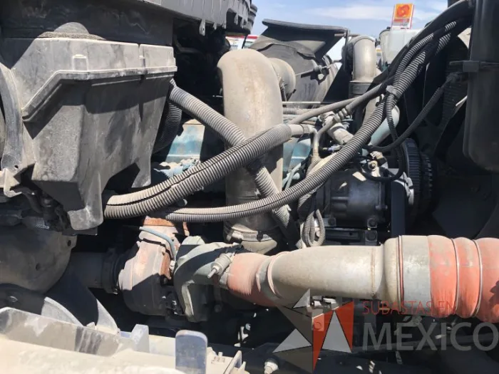 Lote 005 - International 7400 SBA 6X4, Año 2019 - Imagen 34