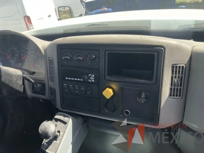 Lote 005 - International 7400 SBA 6X4, Año 2019 - Imagen 37