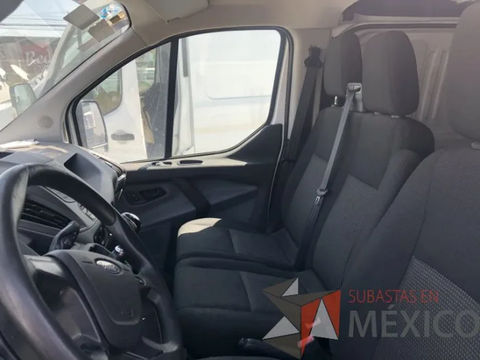 Lote 001 - Ford Transit Custom Van, Año 2017 - Imagen 3