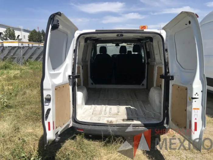 Lote 001 - Ford Transit Custom Van, Año 2017 - Imagen 40