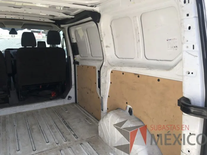 Lote 001 - Ford Transit Custom Van, Año 2017 - Imagen 44