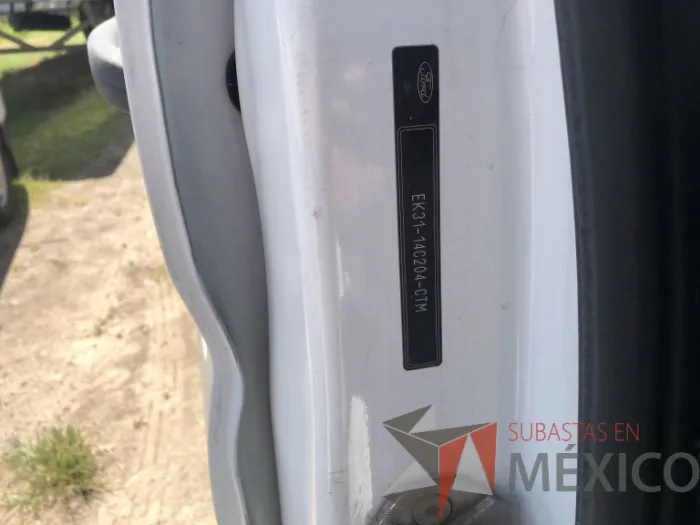 Lote 004 - Ford Transit Jumbo, 2017 - Imagen 9