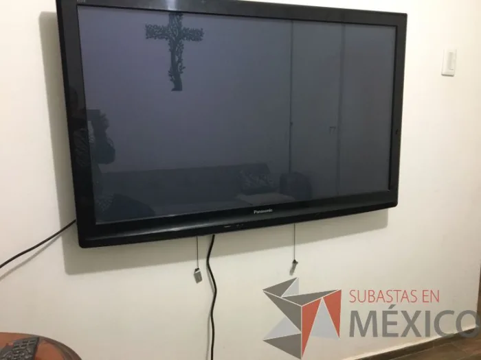 Lote 103 - Pantalla de 50", PANASONIC, Modelo: TC-P50C2X