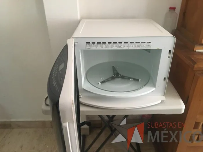 Lote 004 - Horno de microondas, SAMSUNG - Imagen 2