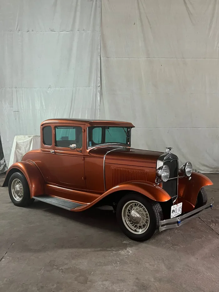 Lote 004 - Ford A Club Coupé 1931 - Imagen 2