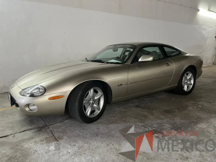 Lote 003 - Jaguar XK8 Coupé 1988 - Imagen 16