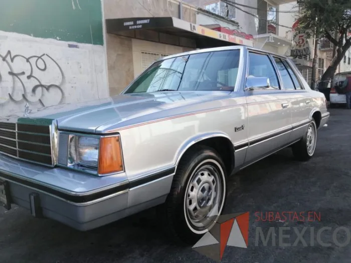 Lote 007 - Chrysler Dart 1982 - Imagen 10