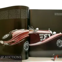 Lote 055 - 1 libro: CABRIOLETS: Modelos legendarios para sonar sobre cuatro ruedas, texto de Saverio Villa, Marco A. Coletto y Andrea Rapelli. Ed. LU (Bcmn), 321 paginas, pasta dura - Imagen 5