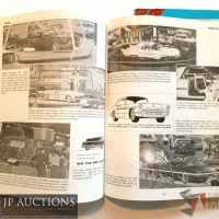 Lote 064 - 2 obras WORL'S GREATEST AUTO SHOW: Celebrating a Century in Chicago, Ed. Krauser, 304 pages, SHOW TIME (22nD Special Collector Issue) Magazine, a publication of the American Truck Historical Society, 2015. - Imagen 3