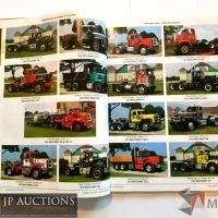 Lote 064 - 2 obras WORL'S GREATEST AUTO SHOW: Celebrating a Century in Chicago, Ed. Krauser, 304 pages, SHOW TIME (22nD Special Collector Issue) Magazine, a publication of the American Truck Historical Society, 2015. - Imagen 6