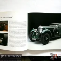 Lote 079 - 2 libros sobre los autos de los años 30 y 40: THE ALLURE OF THE AUTOMOBILE: Driving in Style 1930 - 1965. Autor. Ken Gross & Ronald T. Labaco. Ed. High Museum of Art, Portland Art Museum. 144 paginas. Agregamos un segundo libro: CARS OF THE THIRTIES AND FORTIES, Autor Michael Sedgwick, Ed. Crescent Books, 1992, 240 paginas - Imagen 4