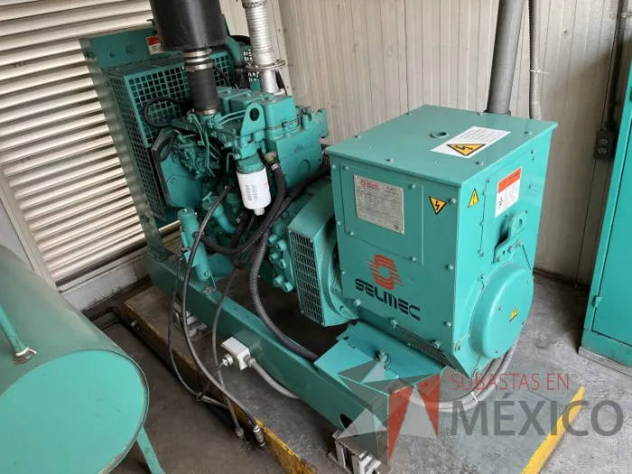 Lote 001 - Planta de emergencia SEIMEC con motor CUMMINS, 45 KVA - Imagen 9