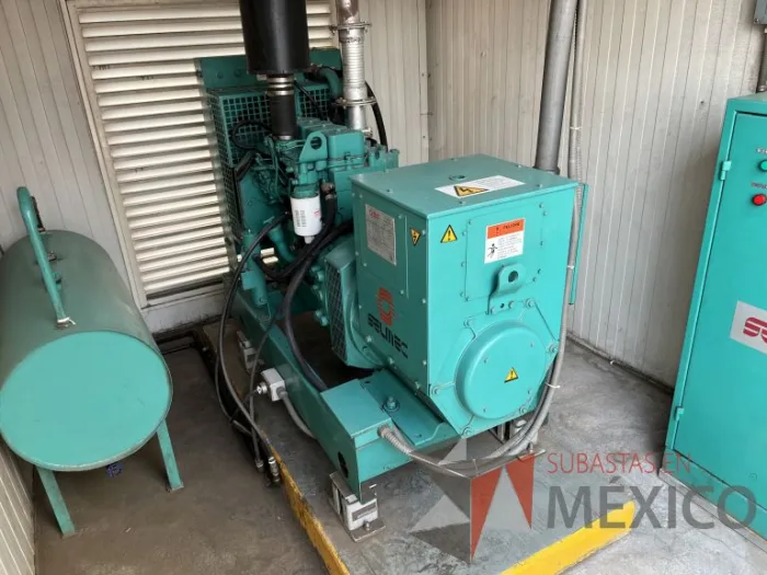 Lote 001 - Planta de emergencia SEIMEC con motor CUMMINS, 45 KVA - Imagen 36