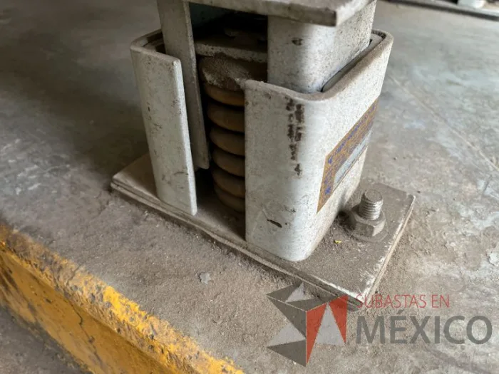 Lote 001 - Planta de emergencia SEIMEC con motor CUMMINS, 45 KVA - Imagen 39