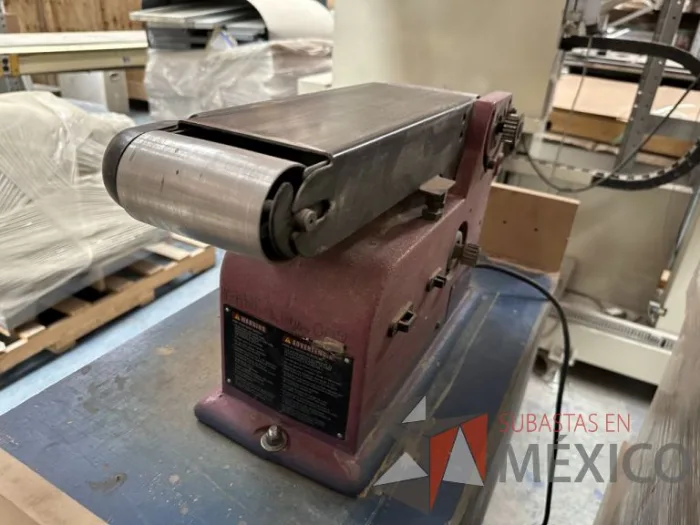 Lote 020 - Lijadora de banda y disco KNO VA, Marca: KN BD-46A - Imagen 11