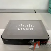 Lote 035 - Cisco SPA8800 IP Telephony Gateway with 4 FXS and 4 FXO Ports
