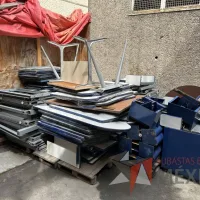 Lote 040 - Lote de accesorios para estación de trabajo y artículos diversos - Imagen 2