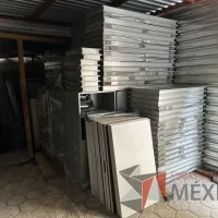 Lote 041 - Lote con 918 piezas de accesorios para estación de trabajo - Imagen 12