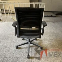 Lote 015 - 2 Sillas operativa con ruedas Steelcase - Imagen 9