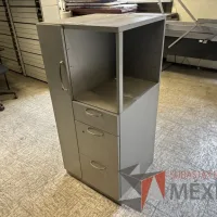 Lote 011 - 2 Gabinetes altos de 1 puerta, 3 cajones y 1 entrepaño - Imagen 5