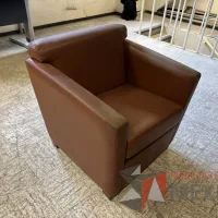 Lote 008 - 3 Sillones de 1 plazas con asiento y respaldo color café - Imagen 5