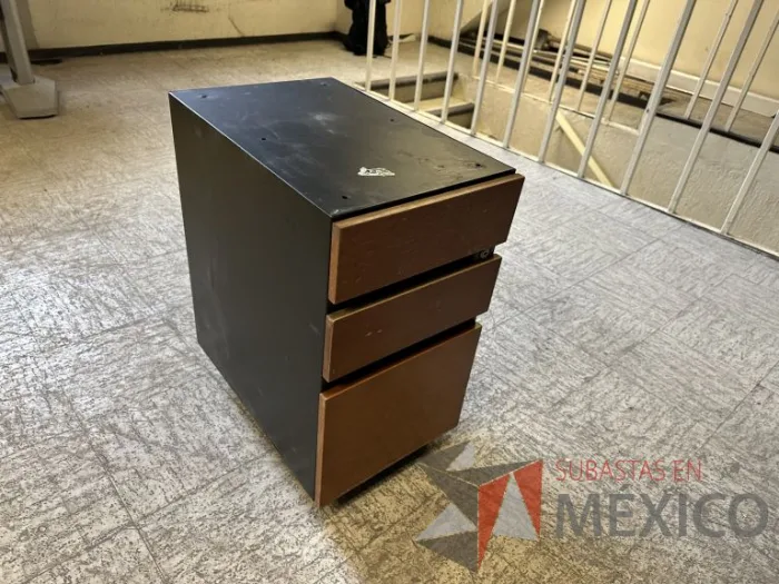 Lote 007 - Archivero vertical de 3 cajones - Imagen 4