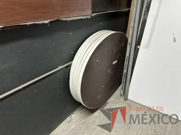 Lote 030 - Lote de accesorios para estación de trabajo y artículos diversos - Imagen 11