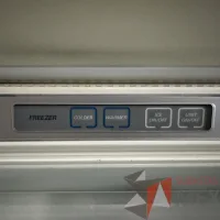 Lote 003 - Congelador con recubrimiento de madera en la puerta - Imagen 9