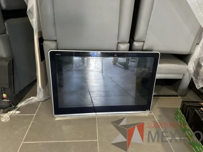 Lote 011 - Pantalla de 40", SHARP - Imagen 7