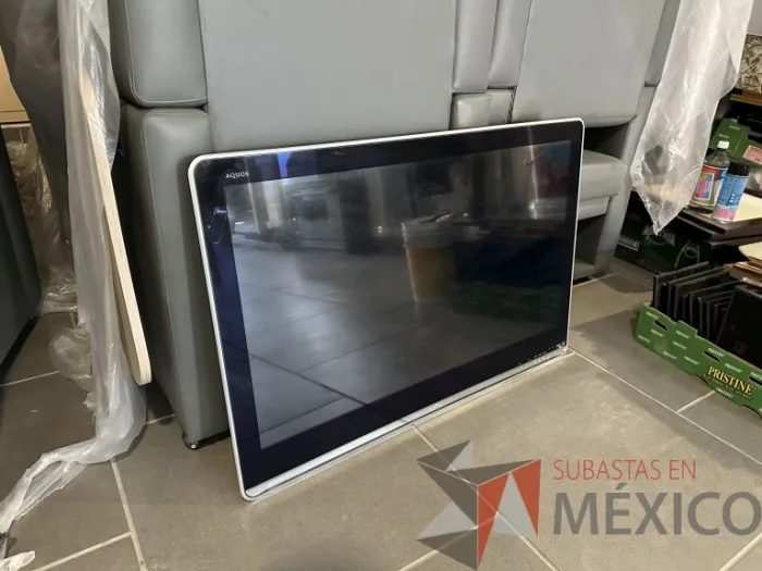 Lote 011 - Pantalla de 40", SHARP - Imagen 8
