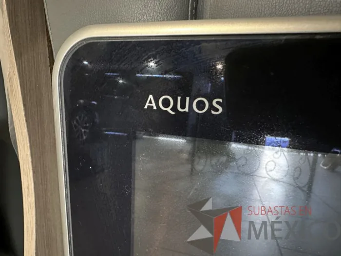 Lote 011 - Pantalla de 40", SHARP - Imagen 12