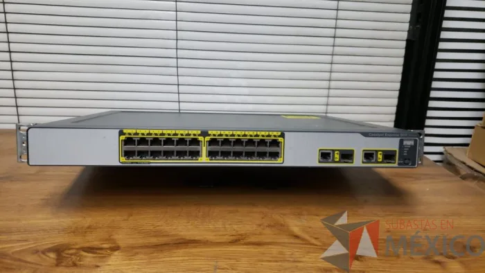 Lote 087 - SWITCH, marca CISCO, modelo WS CE500 24PC V03 - Imagen 2