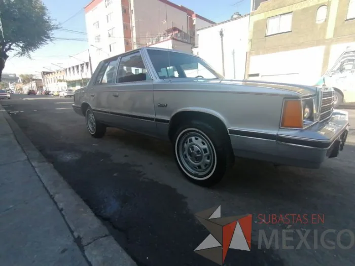 Lote 007 - Chrysler Dart 1982 - Imagen 19